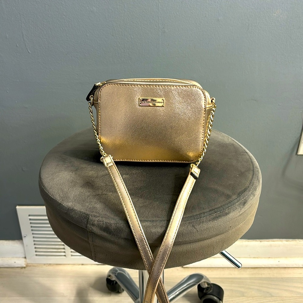 New York & Company gold metallic crossbody bag